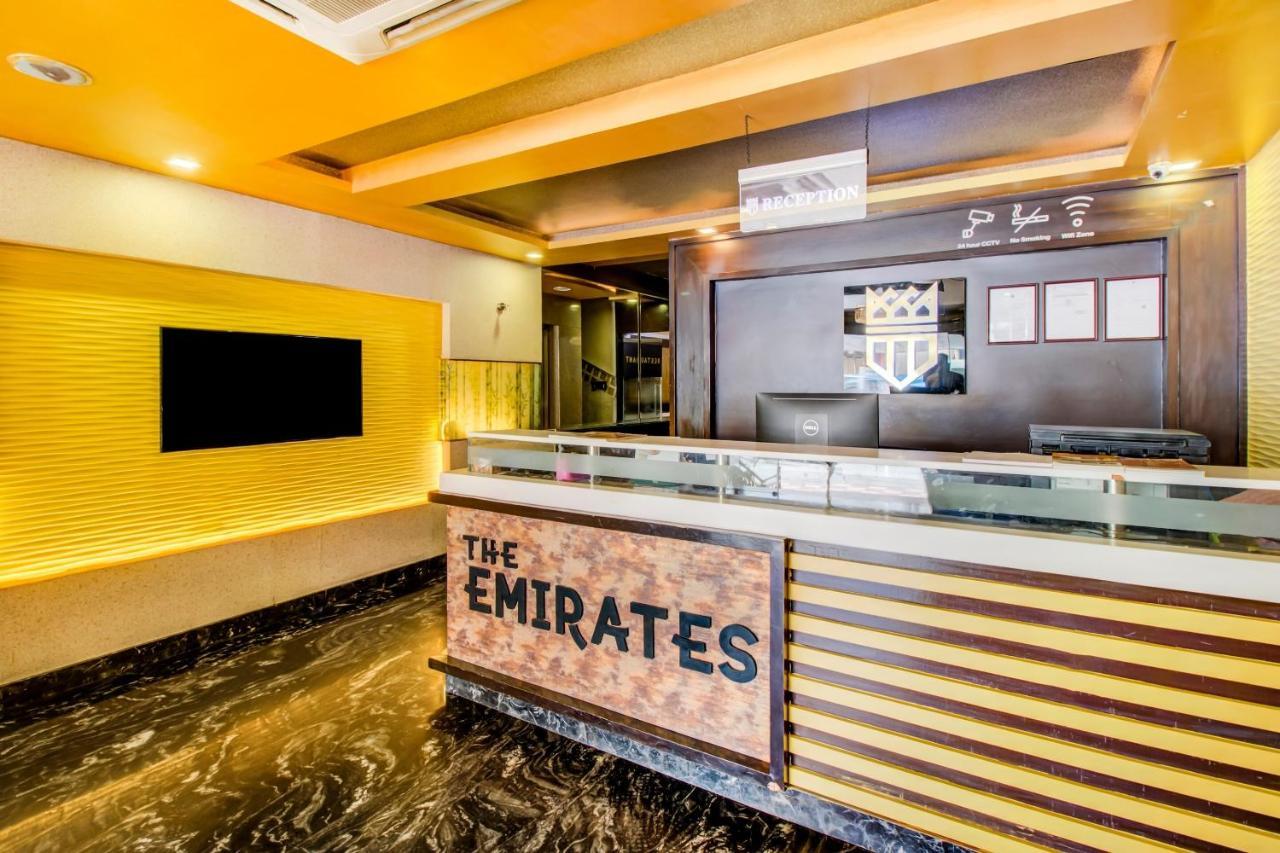 Capital O 5381 The Emirates Hotel Бангалор Экстерьер фото